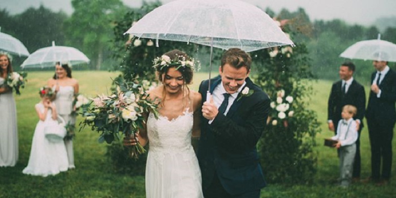 wedding-rain-advice-01