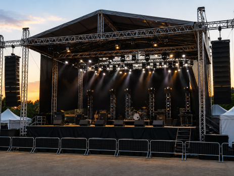 Locação de Palco em Porto Feliz: Descubra Como Deixar Seu Evento Impecável